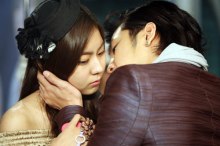 《原来是美男啊》与张根锡剧照